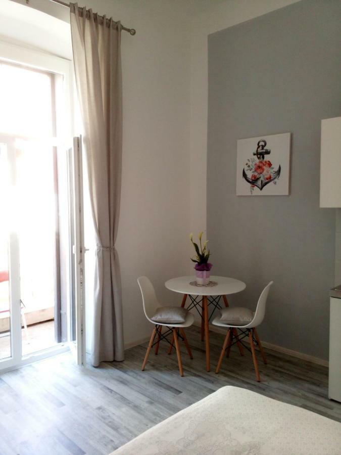 Studio In Pula Center Buitenkant foto